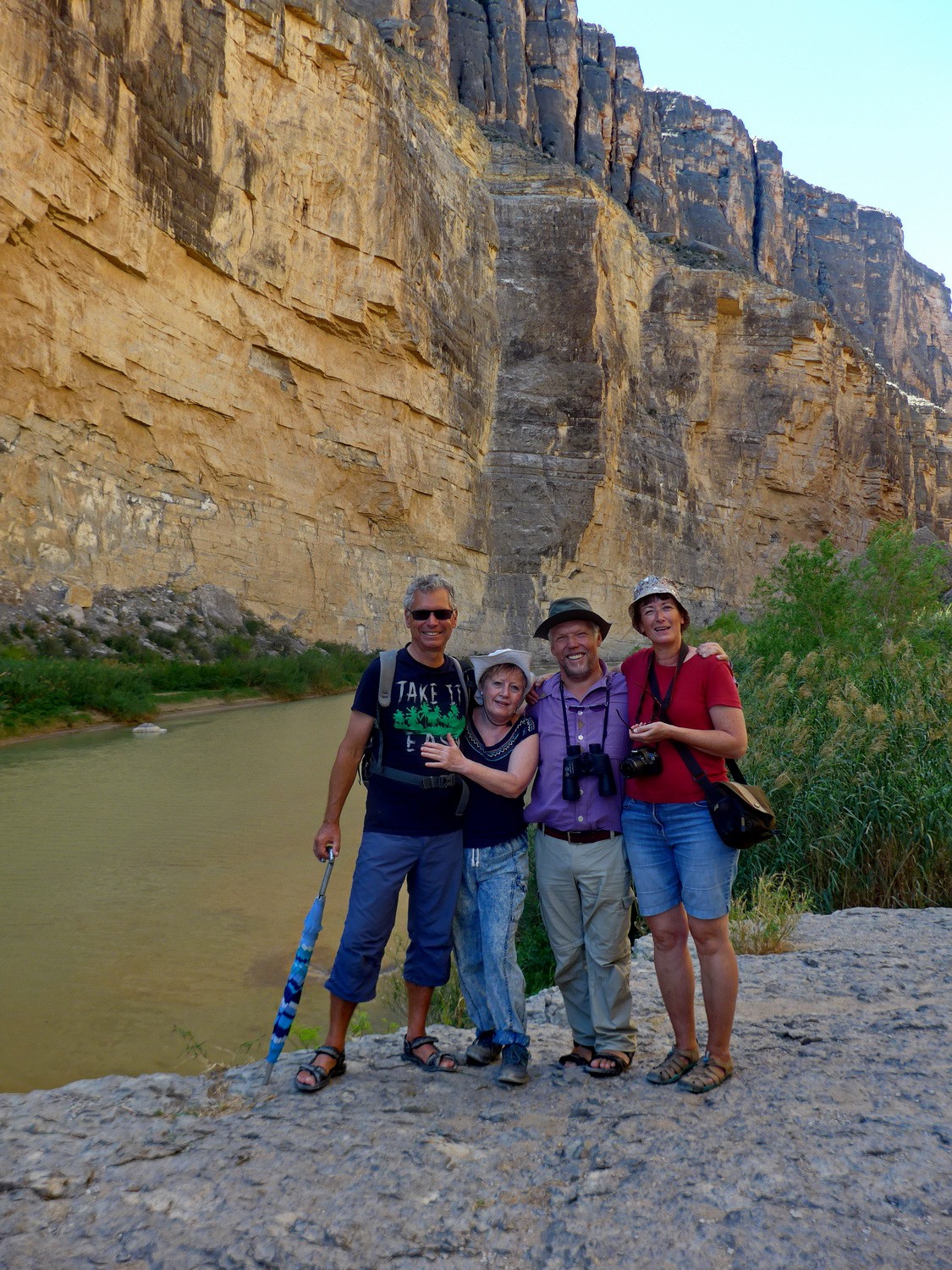 Alfred, Marion, Elmar and Ilse in the canyon